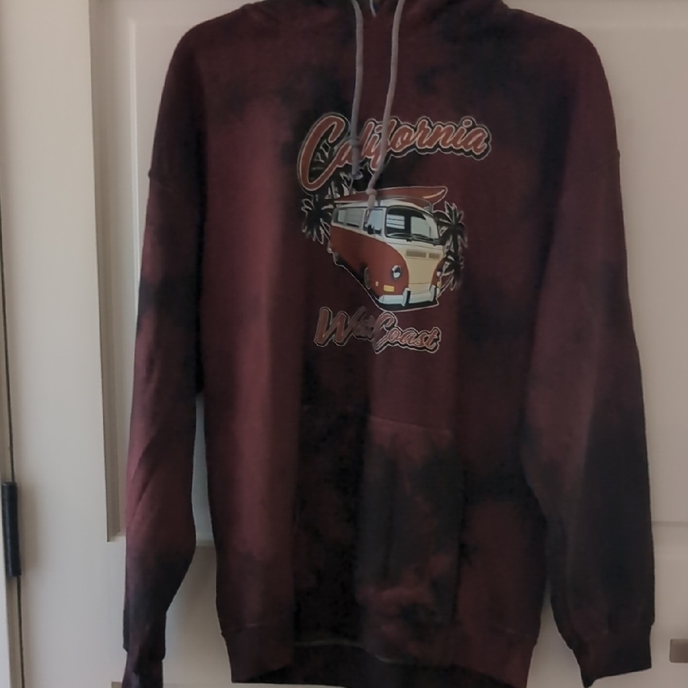 California Graphic Hoodie